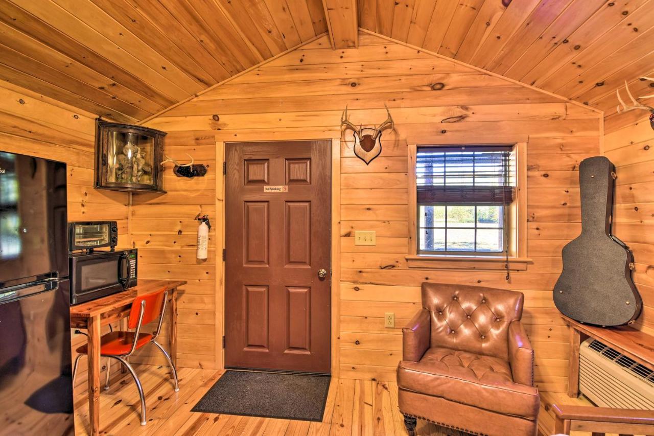 Parsons Rural Cabin Hideaway With Fire Pit And Mtn Views! מראה חיצוני תמונה